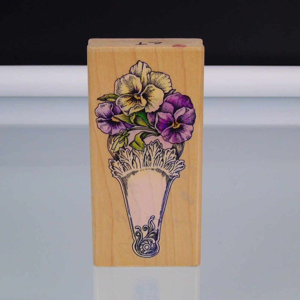 Pansy Fan Flower Stamp Cynthia Hart Design Rubber Stampede 2885F Arts Crafts